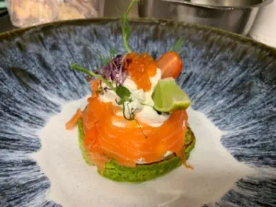 saumon-fumee-restaurant-le-cercle-la-brede-400x300